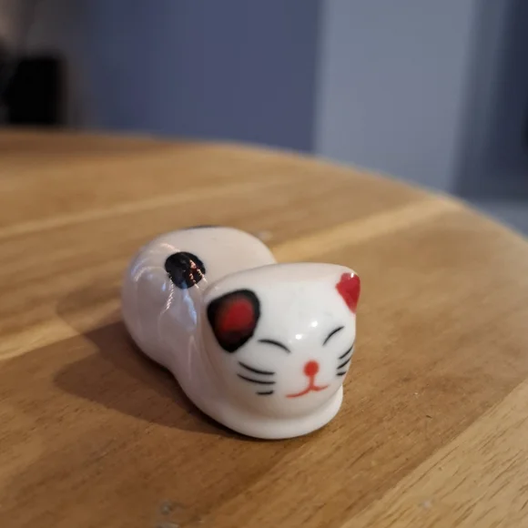 Cute Ceramic Cat - Picture 2 of 4